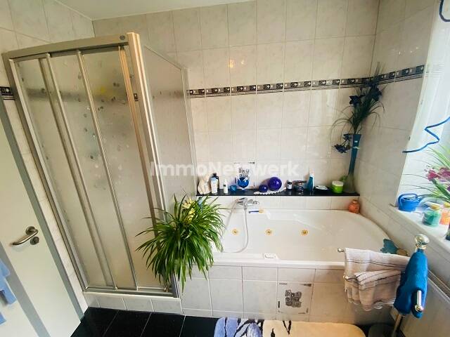 Mehrfamilienhaus, Wohnhaus Schönwald - 9 Zimmer, 192 m&sup2;, 220.000&euro; | Angebot:25715456