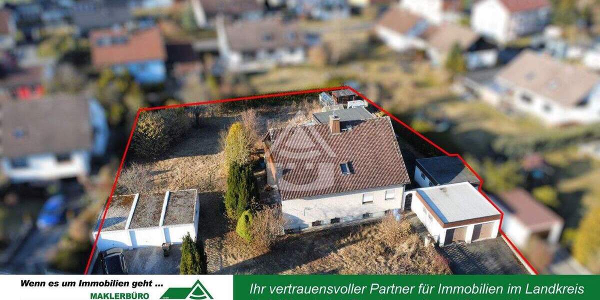 Mehrfamilienhaus, Wohnhaus Selb - 9 Zimmer, 253 m&sup2;, 299.000&euro; | Angebot:25665797