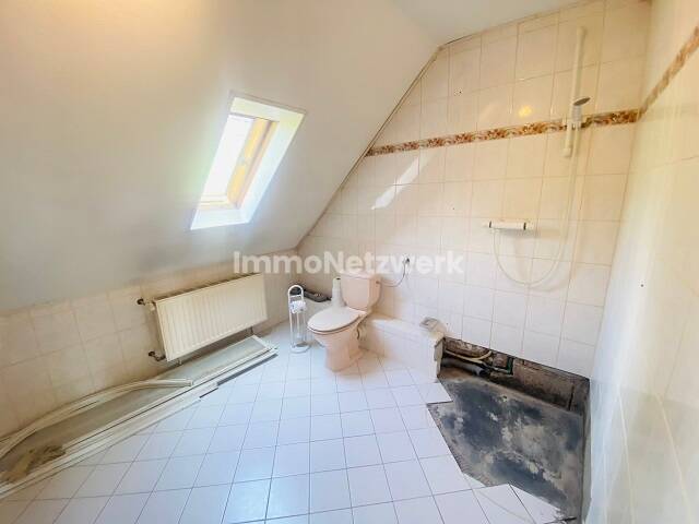 Einfamilienhaus Schwarzenbach am Wald / Meierhof Meierhof - 8 Zimmer, 240 m&sup2;, 210.000&euro; | Angebot:25824296