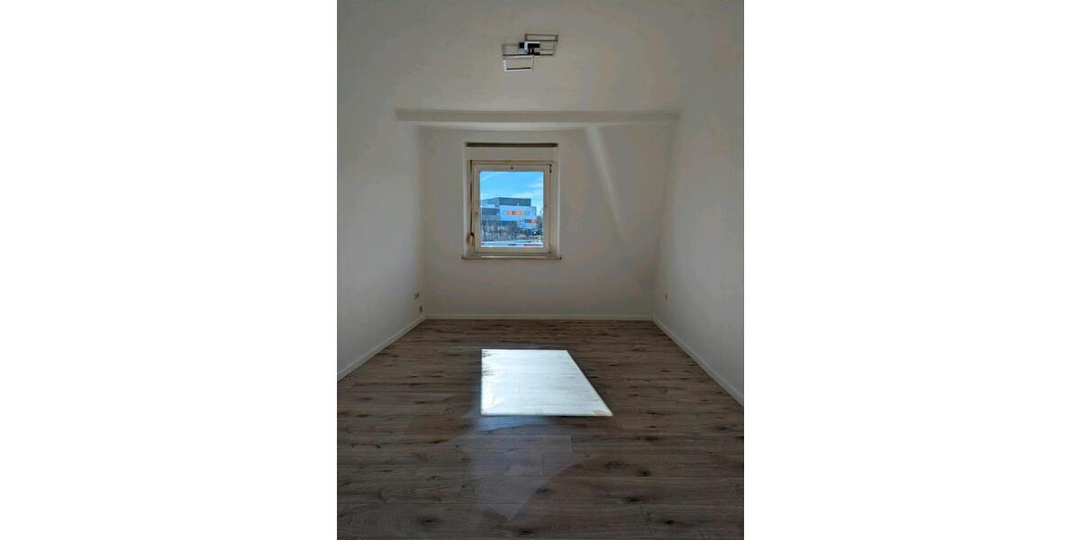 Mehrfamilienhaus, Wohnhaus Hof Christiansreuth - 17 Zimmer, 289 m&sup2;, 309.000&euro; | Angebot:25964683