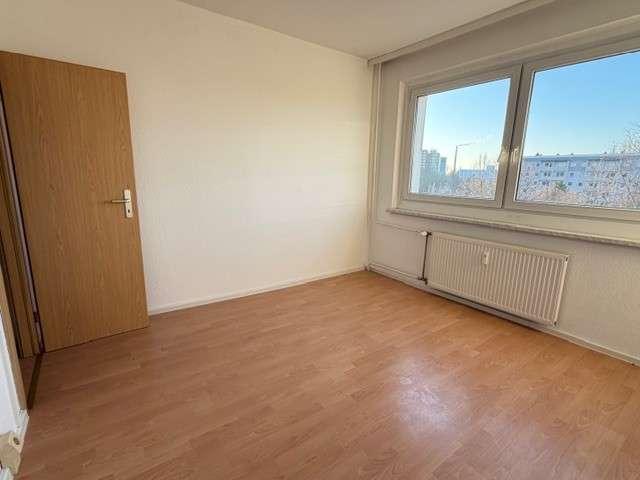 Etagenwohnung Plauen Alt Chrieschwitz - 3 Zimmer, 56 m&sup2;, 310&euro; | Angebot:24689811