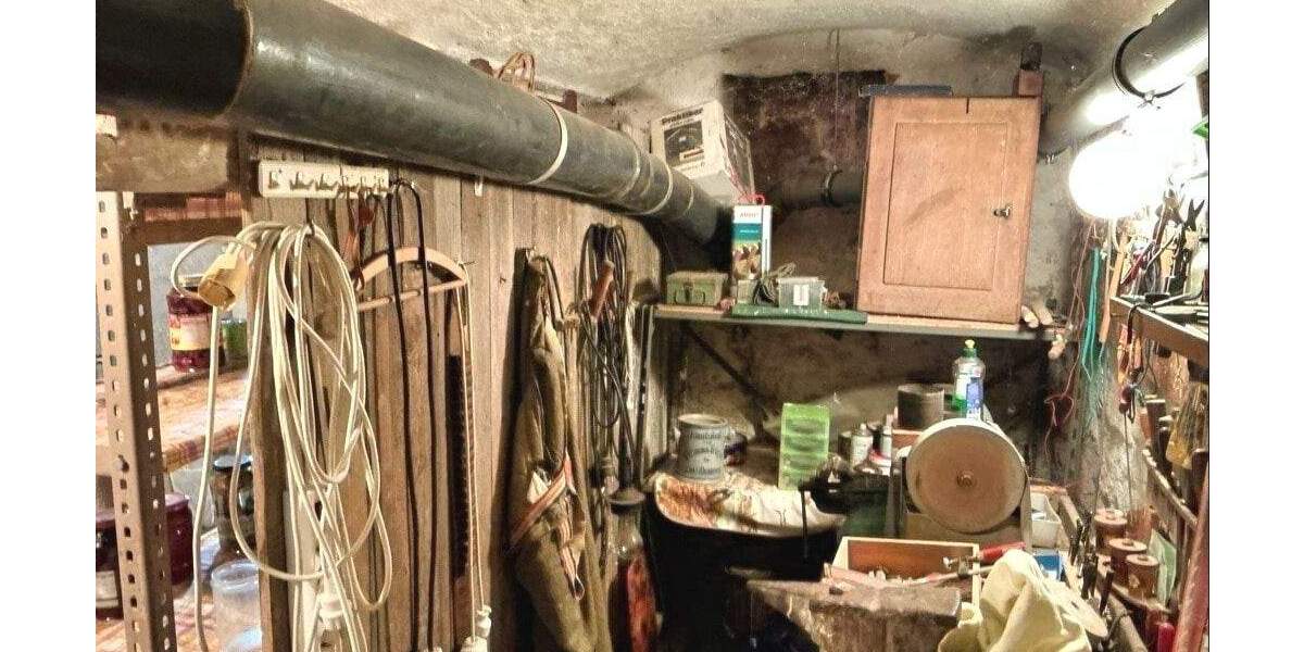 Reihenmittelhaus Oelsnitz - 4 Zimmer, 69 m&sup2;, 98.000&euro; | Angebot:25776182