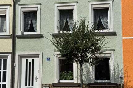 Haus Kirchenlamitz Hohenbuch - 5 Zimmer, 104 m&sup2;, 130.000&euro; | Angebot:23399300