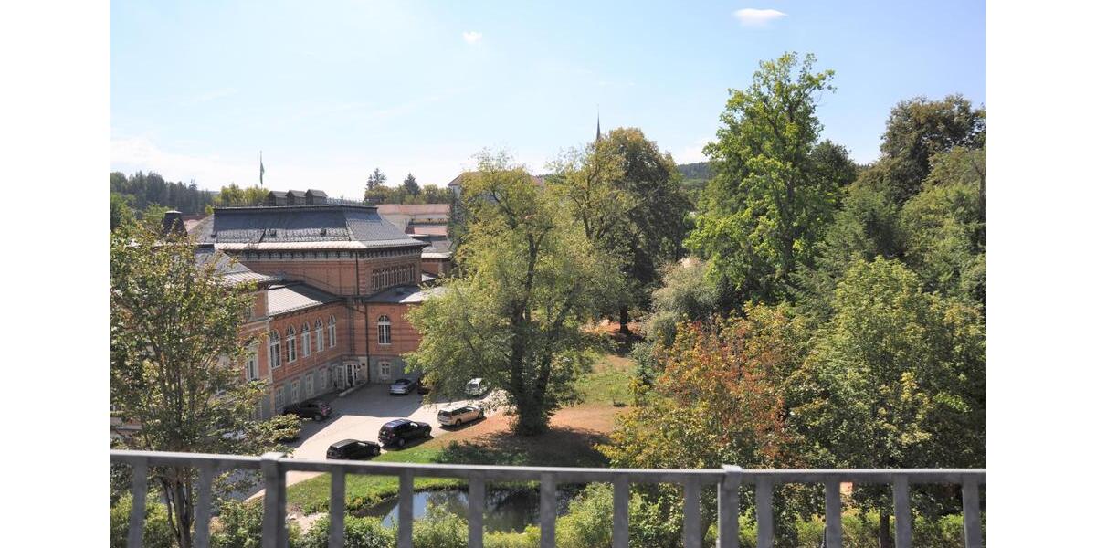 Etagenwohnung Bad Elster - 2 Zimmer, 54 m&sup2;, 325&euro; | Angebot:24426461