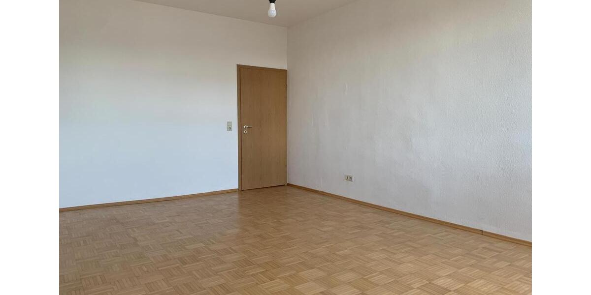 Etagenwohnung Hof Altstadt - 3 Zimmer, 127 m&sup2;, 850&euro; | Angebot:20834619