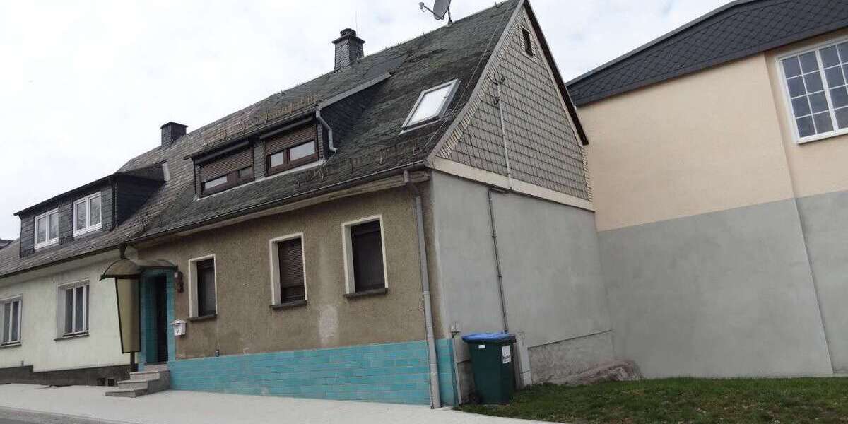 Einfamilienhaus - Raumwunder, teilmöbliert zu verkaufen - Einfamilienhaus Schleiz | Angebot:26000087
