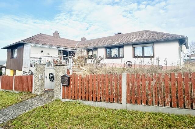 Einfamilienhaus Töpen / Hohendorf Hohendorf - 5 Zimmer, 135 m&sup2;, 175.000&euro; | Angebot:26145151