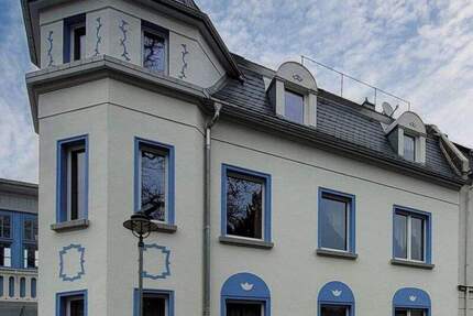 Haus Markneukirchen - 9 Zimmer, 300 m&sup2;, 245.000&euro; | Angebot:25662127