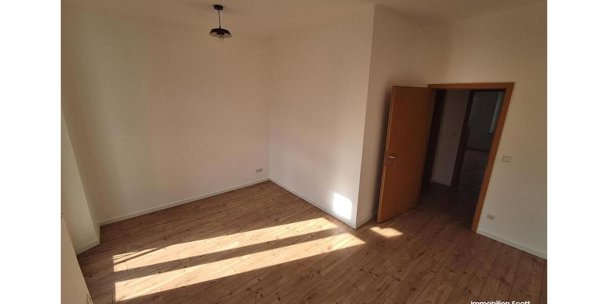 Etagenwohnung Plauen Bahnhofsvorstadt - 2 Zimmer, 57 m&sup2;, 300&euro; | Angebot:23248064
