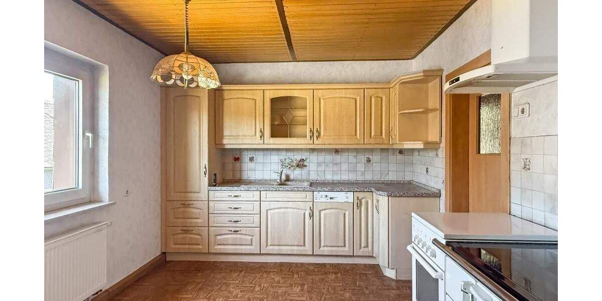 Einfamilienhaus Rosenthal am Rennsteig - 8 Zimmer, 144 m&sup2;, 69.900&euro; | Angebot:25742923