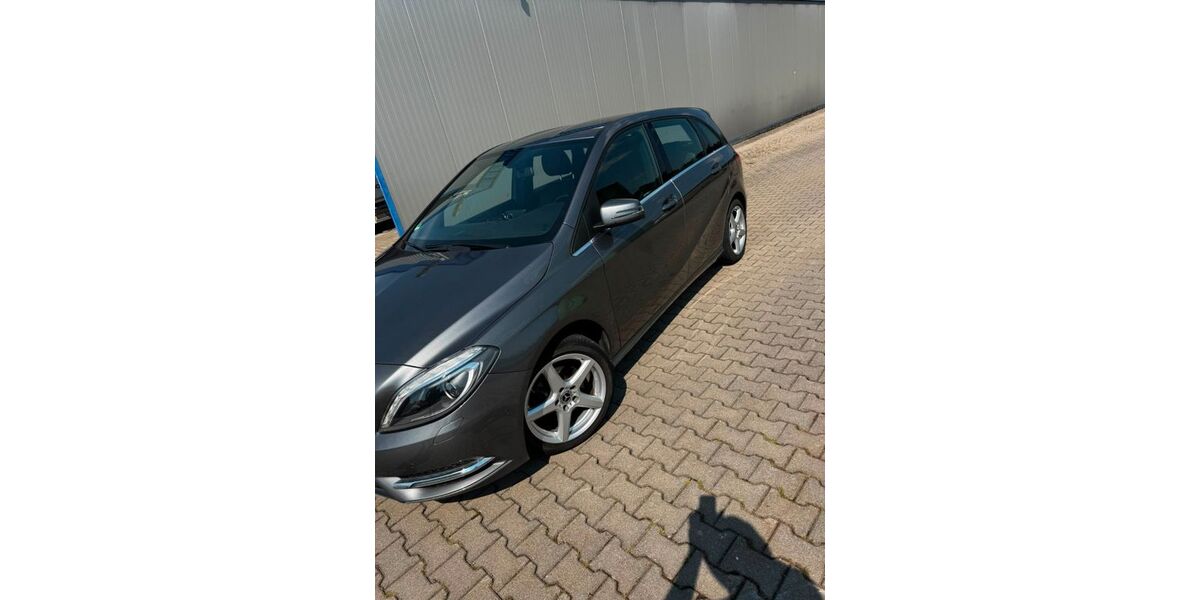 Mercedes-Benz B 200 150.000 km 11.800 &euro; Marktleugast 95352