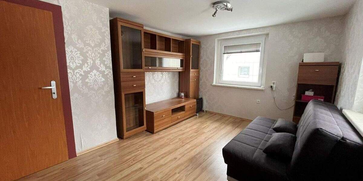 Doppelhaushälfte Selb - 3 Zimmer, 61 m&sup2;, 99.000&euro; | Angebot:25728634