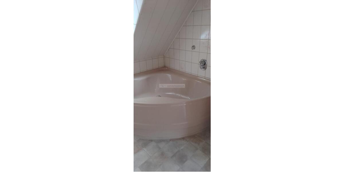 Etagenwohnung Weißenstadt - 3 Zimmer, 85 m&sup2;, 600&euro; | Angebot:26532035