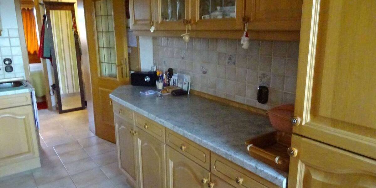 Mehrfamilienhaus, Wohnhaus Plauen Haselbrunn - 7 Zimmer, 206 m&sup2;, 199.000&euro; | Angebot:26805849
