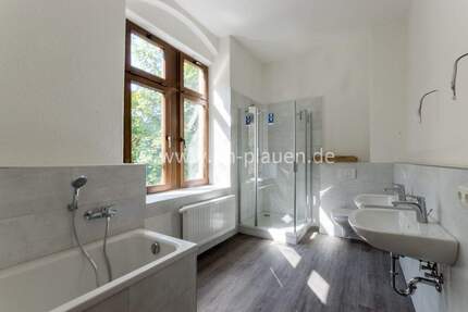 Wohnung Plauen Westend - 2 Zimmer, 92 m&sup2;, 460&euro; | Angebot:25741694