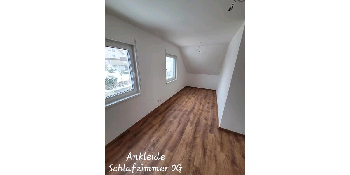 Einfamilienhaus Schönwald - 6 Zimmer, 164 m&sup2;, 699.000&euro; | Angebot:26135347