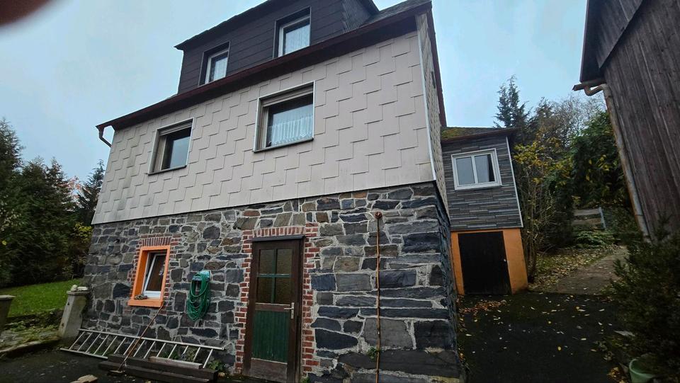 Einfamilienhaus Nordhalben - 5 Zimmer, 110 m&sup2;, 70.000&euro; | Angebot:23774835