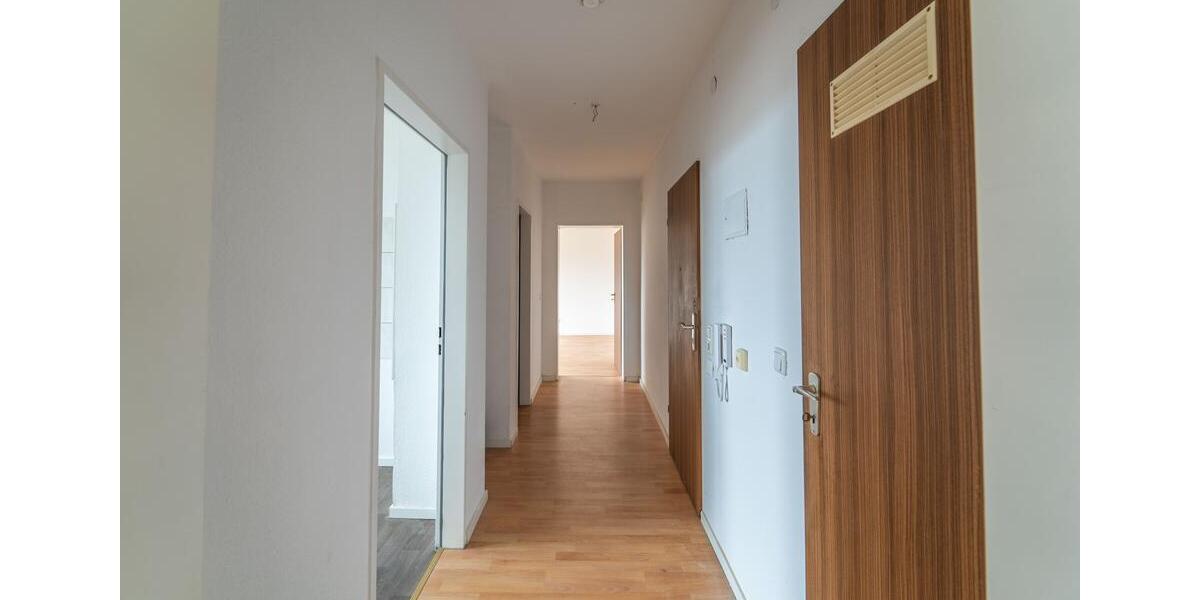 Etagenwohnung Selb - 3 Zimmer, 75 m&sup2;, 490&euro; | Angebot:23181268