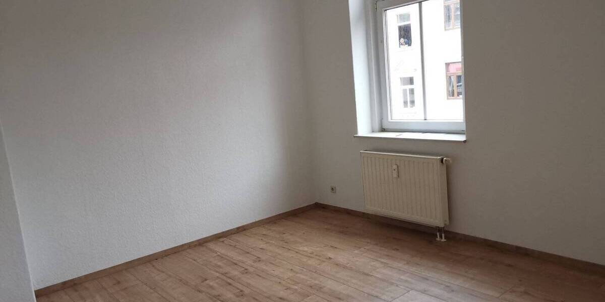 Etagenwohnung Plauen Westend - 1 Zimmer, 50 m&sup2;, 275&euro; | Angebot:26257269
