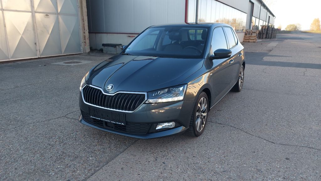 Skoda Fabia 87.845 km 11.990 &euro; Saalburg-Ebersdorf 07929