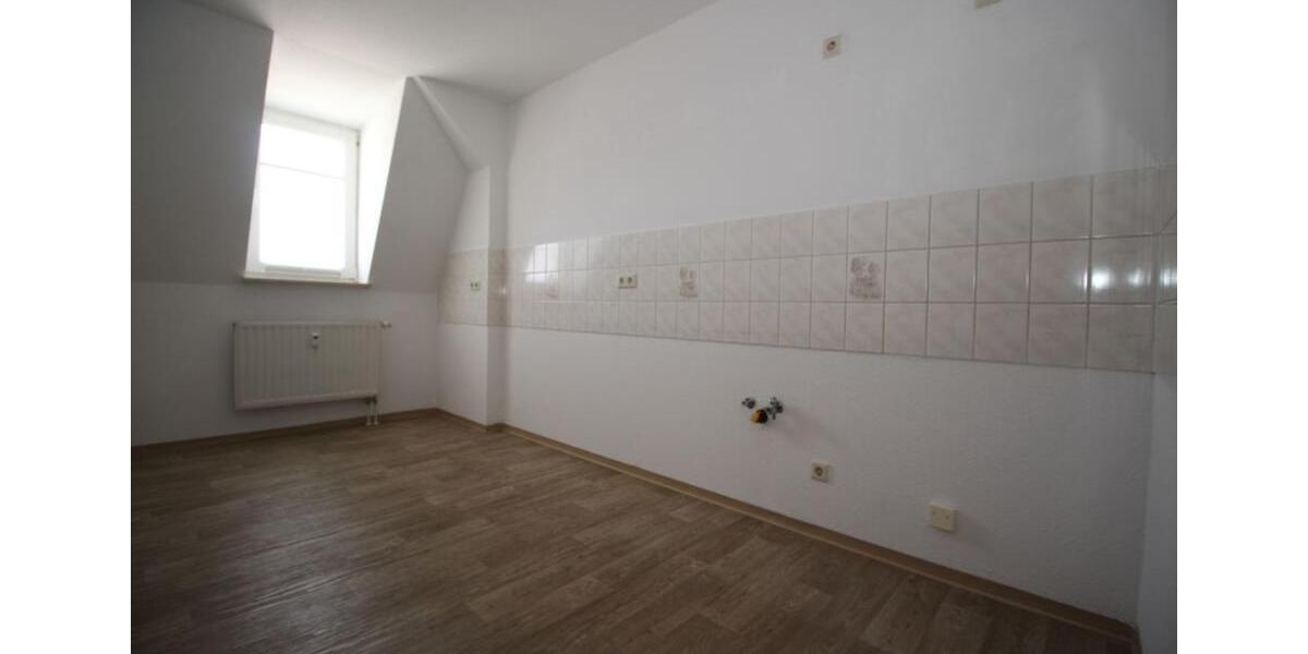 Dachgeschoßwohnung Plauen Bahnhofsvorstadt - 2 Zimmer, 59 m&sup2;, 314&euro; | Angebot:23768181