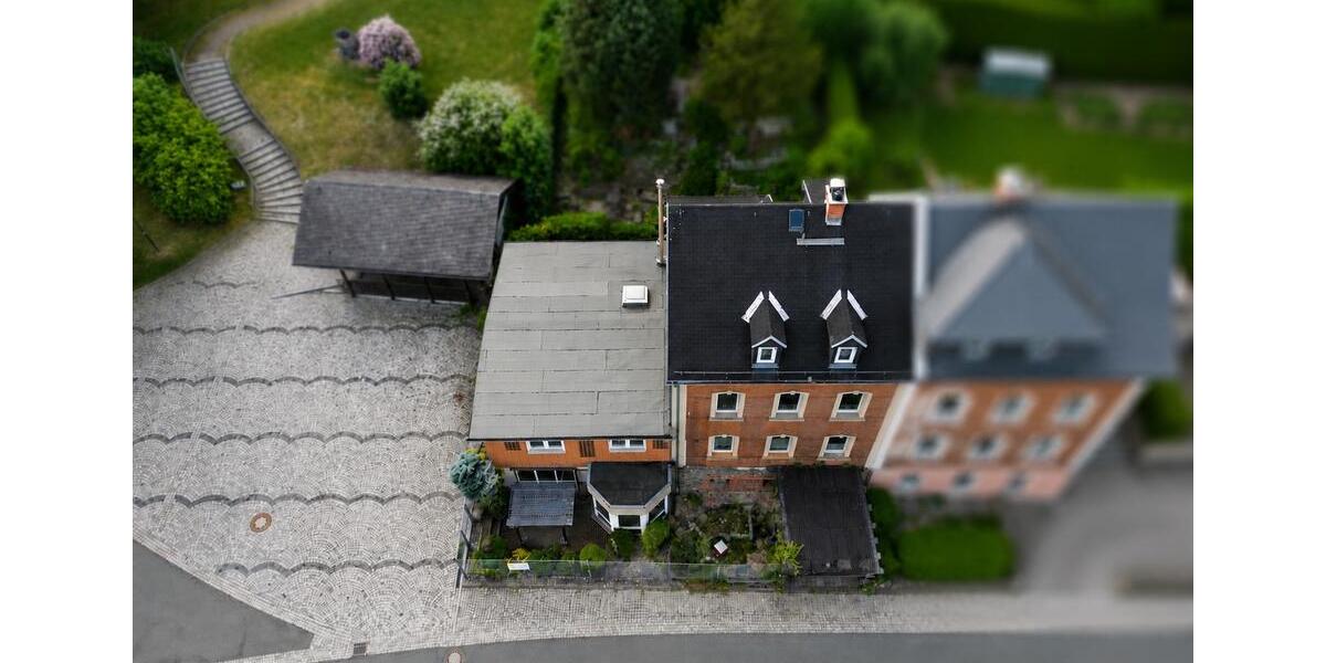 Einfamilienhaus Bad Lobenstein - 7 Zimmer, 130 m&sup2;, 259.000&euro; | Angebot:26905361