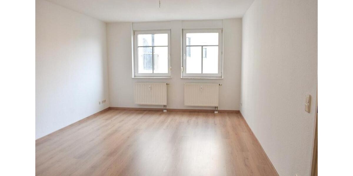 Etagenwohnung Plauen Altstadt - 2 Zimmer, 47 m&sup2;, 195&euro; | Angebot:26003190