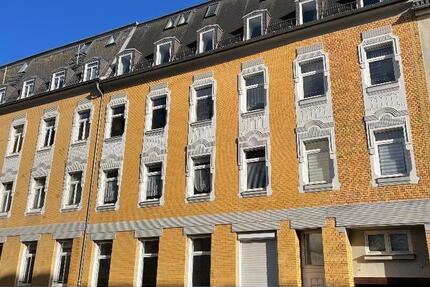 Wohnung Plauen Bahnhofsvorstadt - 4 Zimmer, 72 m&sup2;, 410&euro; | Angebot:23298252