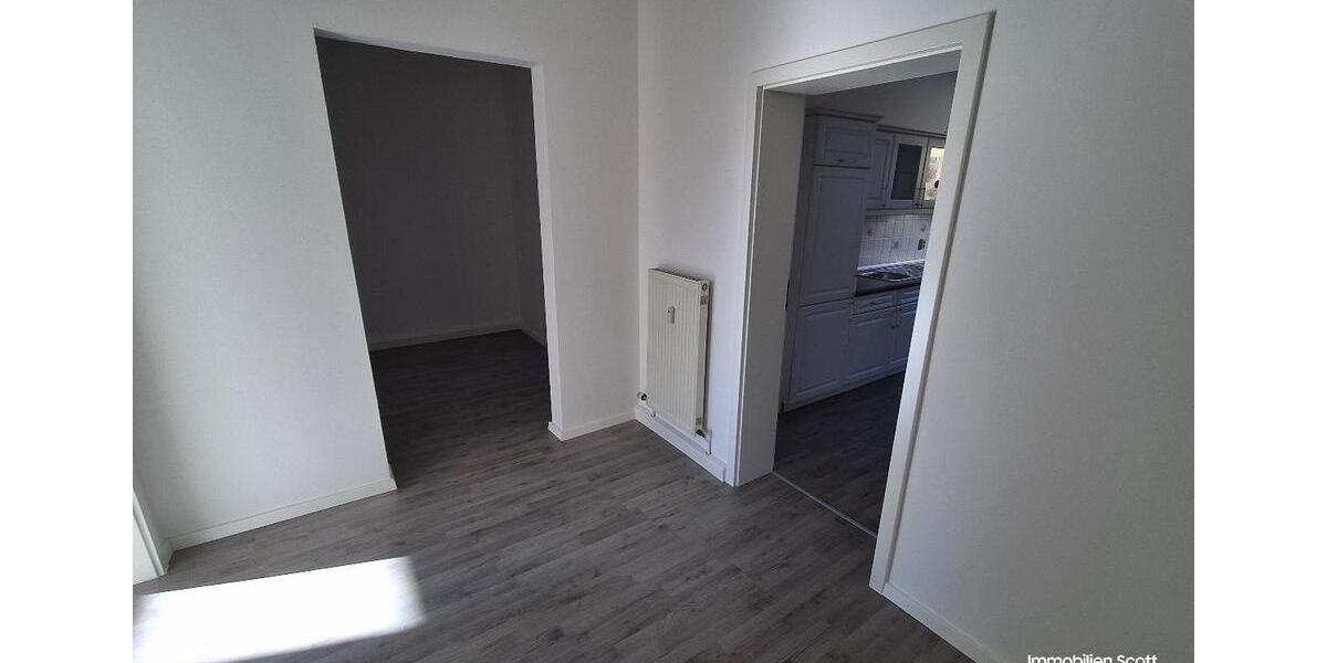 Etagenwohnung Plauen Bahnhofsvorstadt - 2.5 Zimmer, 81 m&sup2;, 360&euro; | Angebot:25710536