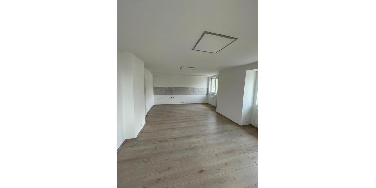 Etagenwohnung Schönwald - 2 Zimmer, 55 m&sup2;, 400&euro; | Angebot:26039152