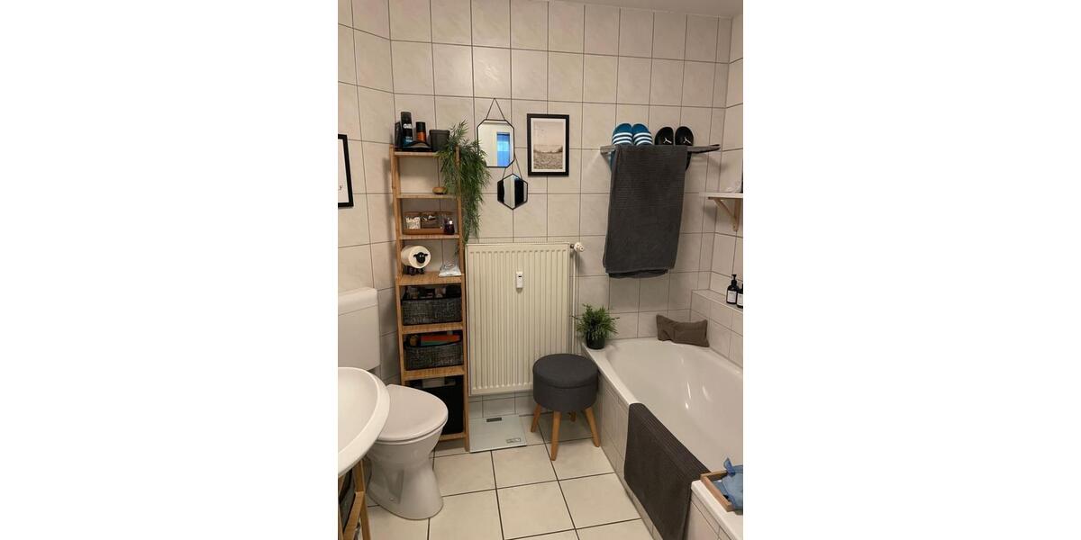 Etagenwohnung Hof Altstadt - 3 Zimmer, 74 m&sup2;, 555&euro; | Angebot:26289176