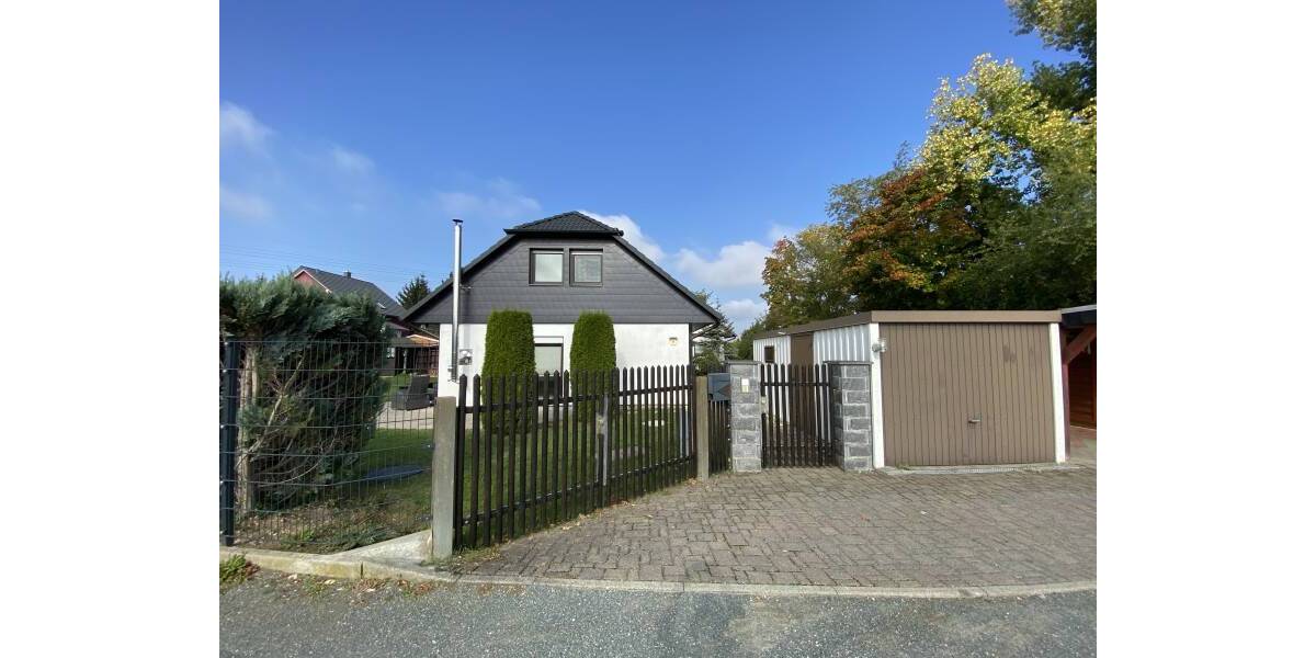 Etagenwohnung Plauen Thiergarten - 3 Zimmer, 120 m&sup2;, 1.100&euro; | Angebot:26786863