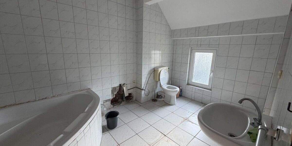 Mehrfamilienhaus, Wohnhaus Rehau - 1 Zimmer, 187 m&sup2;, 175.000&euro; | Angebot:25665907