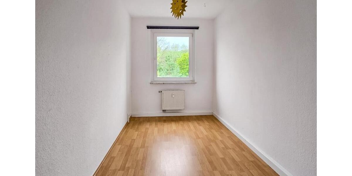 Etagenwohnung Rosenthal am Rennsteig - 4 Zimmer, 70 m&sup2;, 450&euro; | Angebot:26675366