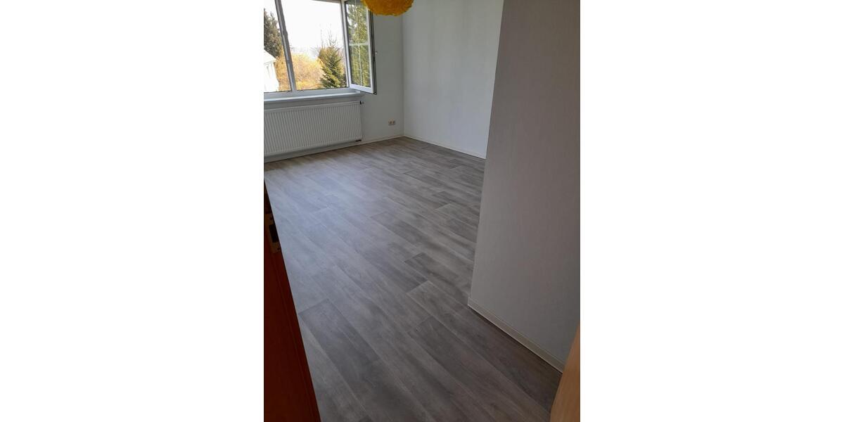 Etagenwohnung Berg - 3 Zimmer, 80 m&sup2;, 581&euro; | Angebot:25978812