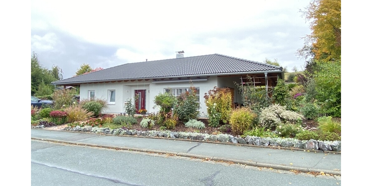Wohnen auf einer Ebene, exklusiver Bungalow im Kurort Bad Steben - Einfamilienhaus Bad Steben | Angebot:25323657