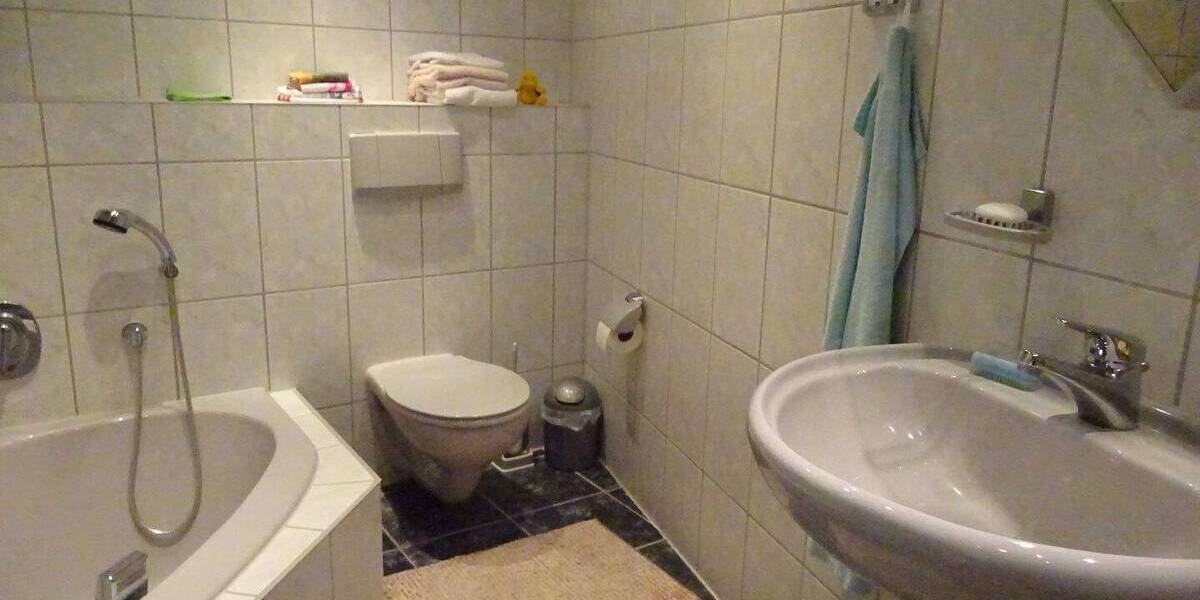 Mehrfamilienhaus, Wohnhaus Plauen Haselbrunn - 7 Zimmer, 206 m&sup2;, 199.000&euro; | Angebot:26805849