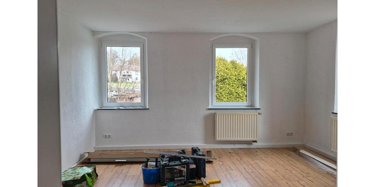 Erdgeschoßwohnung Feilitzsch - 4 Zimmer, 95 m&sup2;, 600&euro; | Angebot:25755037