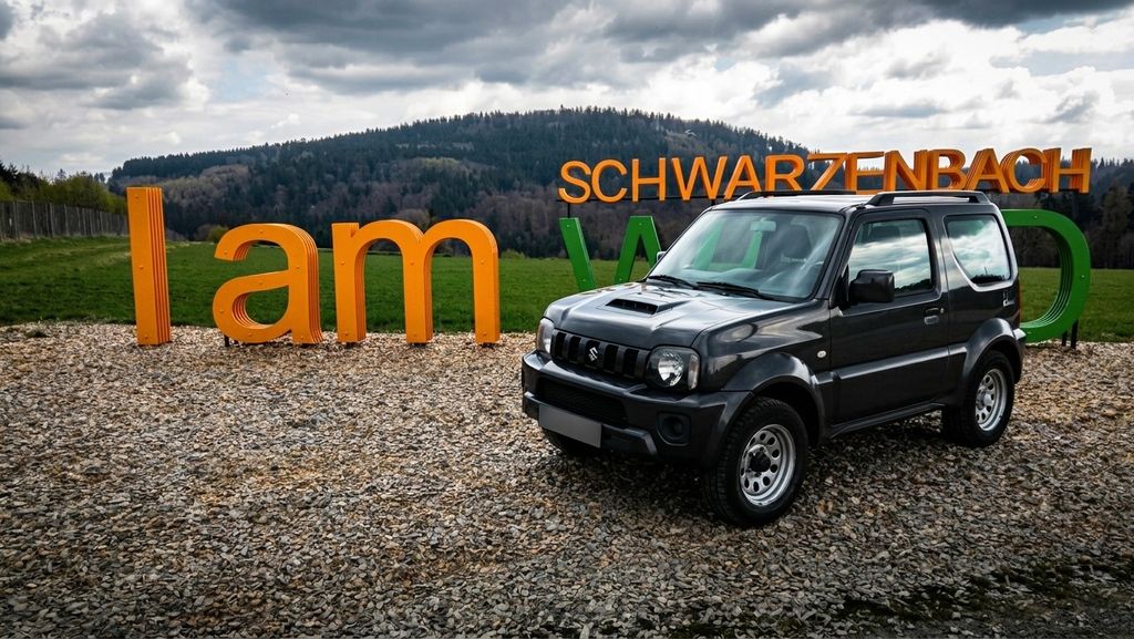 Suzuki Jimny 69.999 km 17.690 &euro; Schwarzenbach a.Wald 95131
