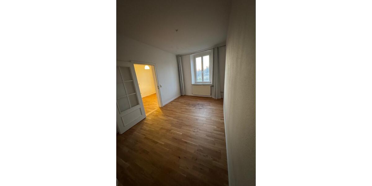 Etagenwohnung Münchberg - 2 Zimmer, 35 m&sup2;, 290&euro; | Angebot:25226052