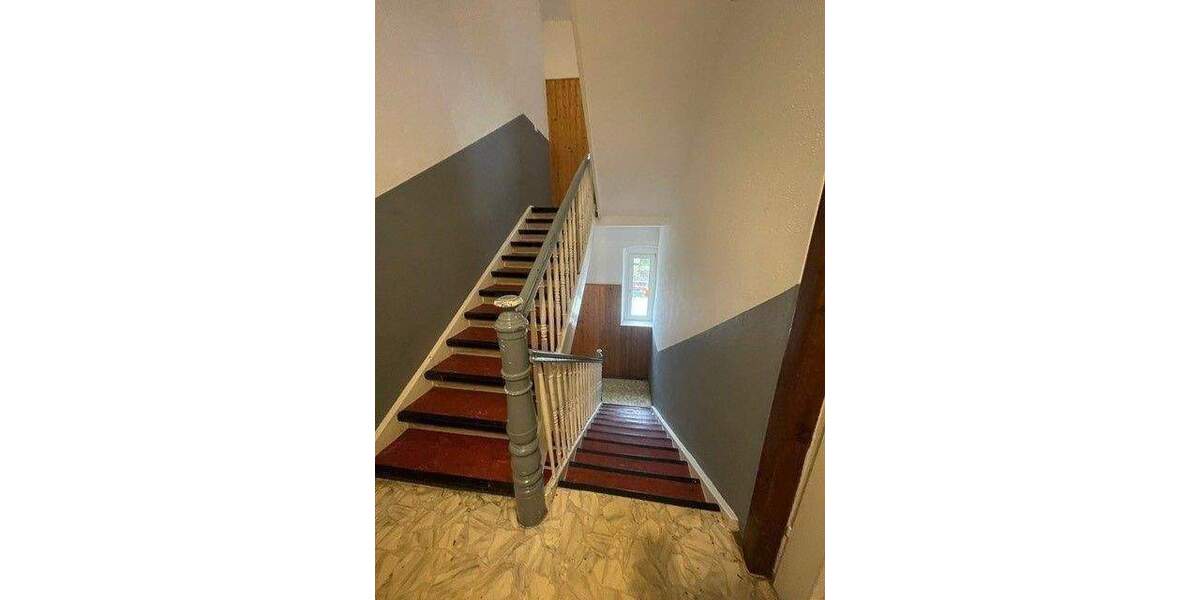 Terrassenwohnung Hof Innenstadt - 4 Zimmer, 70 m&sup2;, 430&euro; | Angebot:26128126