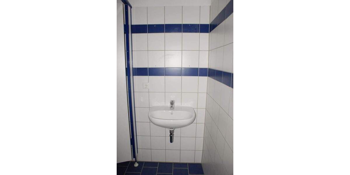 Gewerbeobjekt Plauen Stadtmitte - 5 Zimmer, 395&euro; | Angebot:25738173