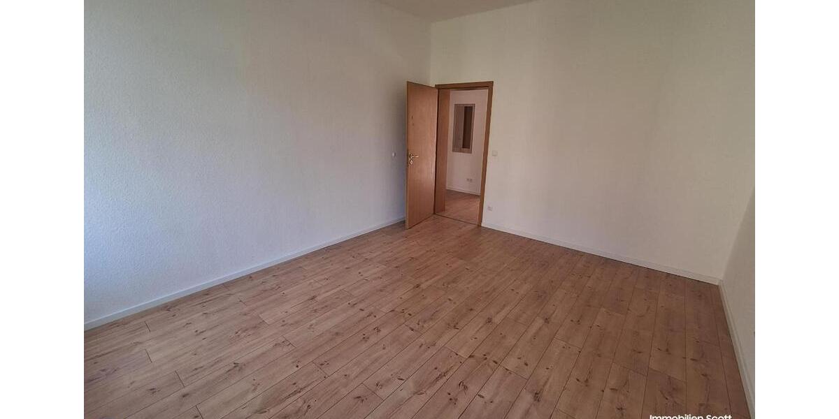 Etagenwohnung Plauen Bahnhofsvorstadt - 2 Zimmer, 57 m&sup2;, 300&euro; | Angebot:23248064
