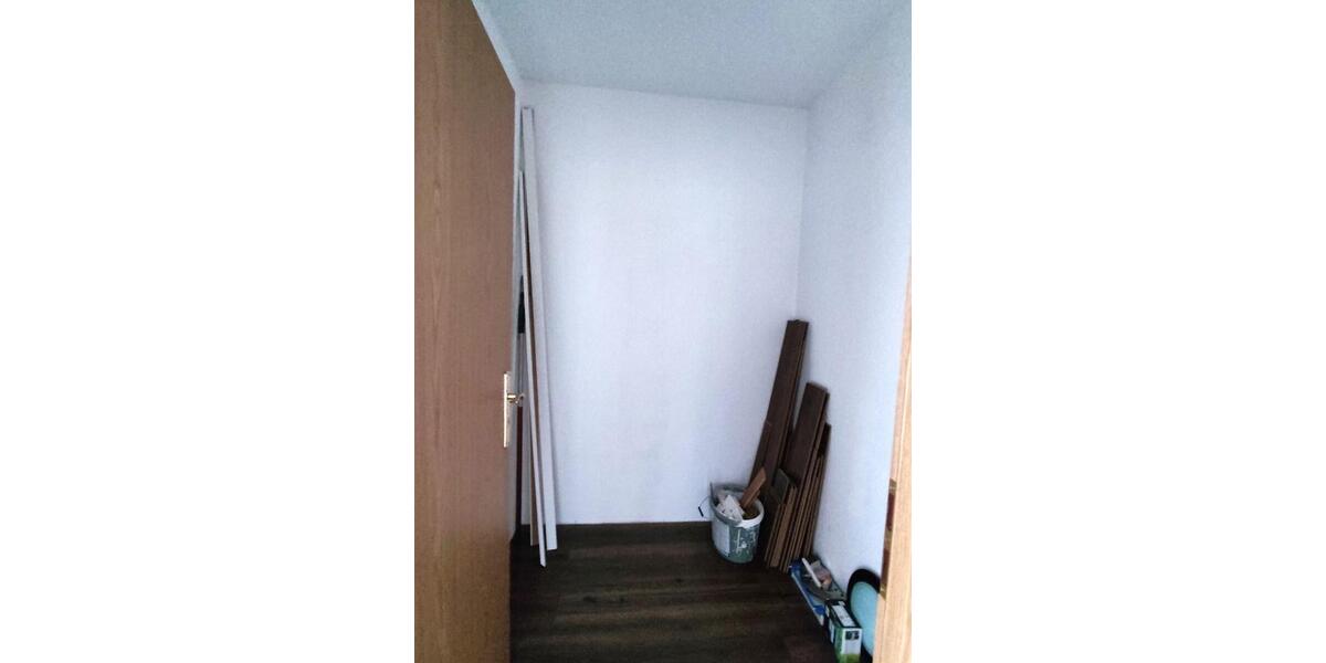 Erdgeschoßwohnung Plauen Altstadt - 2 Zimmer, 66 m&sup2;, 280&euro; | Angebot:25342739