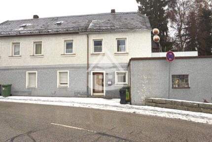 Haus Röslau - 6 Zimmer, 120 m&sup2;, 80.000&euro; | Angebot:25796330