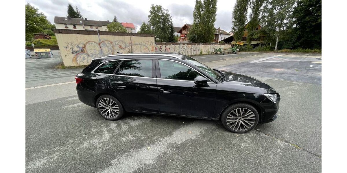 Seat Leon 100.500 km 20.000 &euro; Nordhalben 96365
