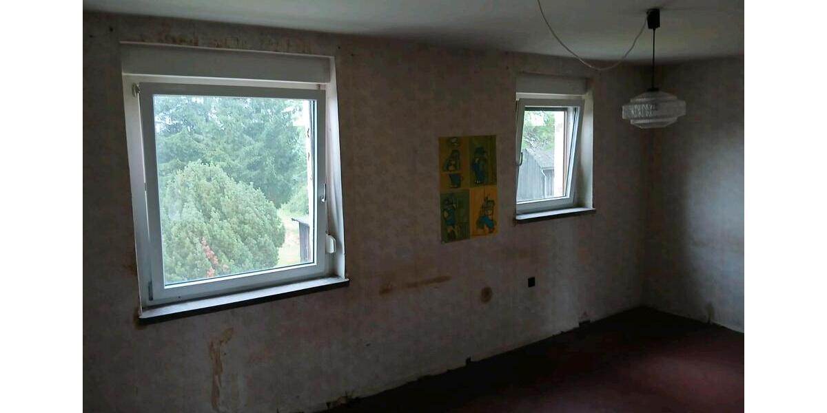 Reihenhaus Weischlitz - 7 Zimmer, 80 m&sup2;, 69.500&euro; | Angebot:25800444