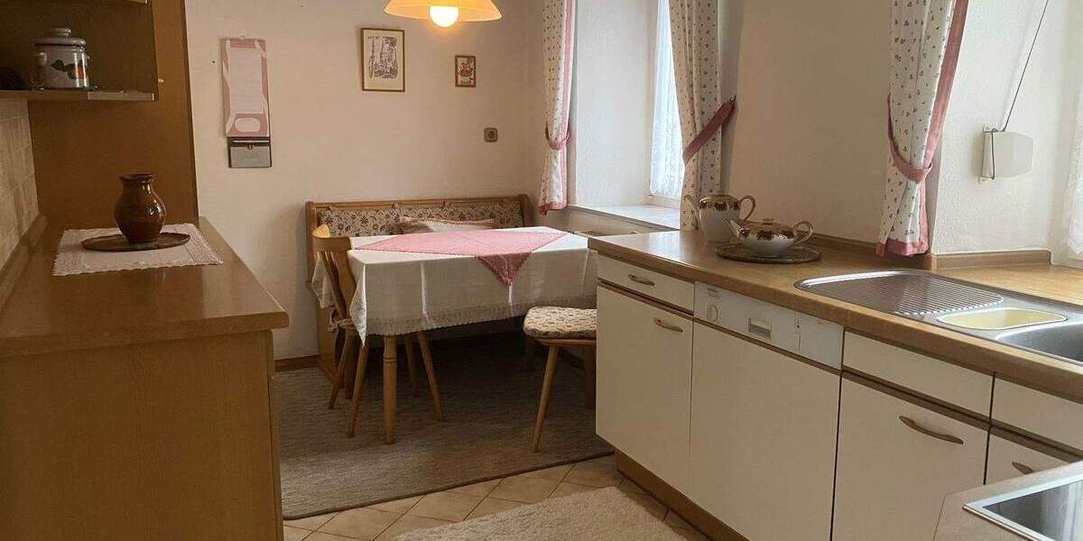 Doppelhaushälfte Helmbrechts Wüstenselbitz - 4 Zimmer, 100 m&sup2;, 99.000&euro; | Angebot:25693001