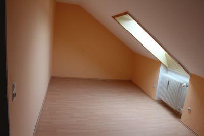 Mehrfamilienhaus, Wohnhaus Rehau - 3 Zimmer, 60 m&sup2;, 682&euro; | Angebot:25979547