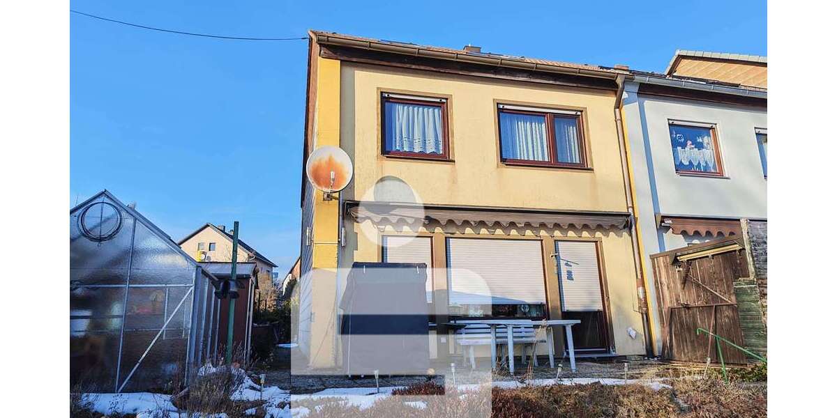 Einfamilienhaus Helmbrechts - 6 Zimmer, 156 m&sup2;, 195.000&euro; | Angebot:25883867